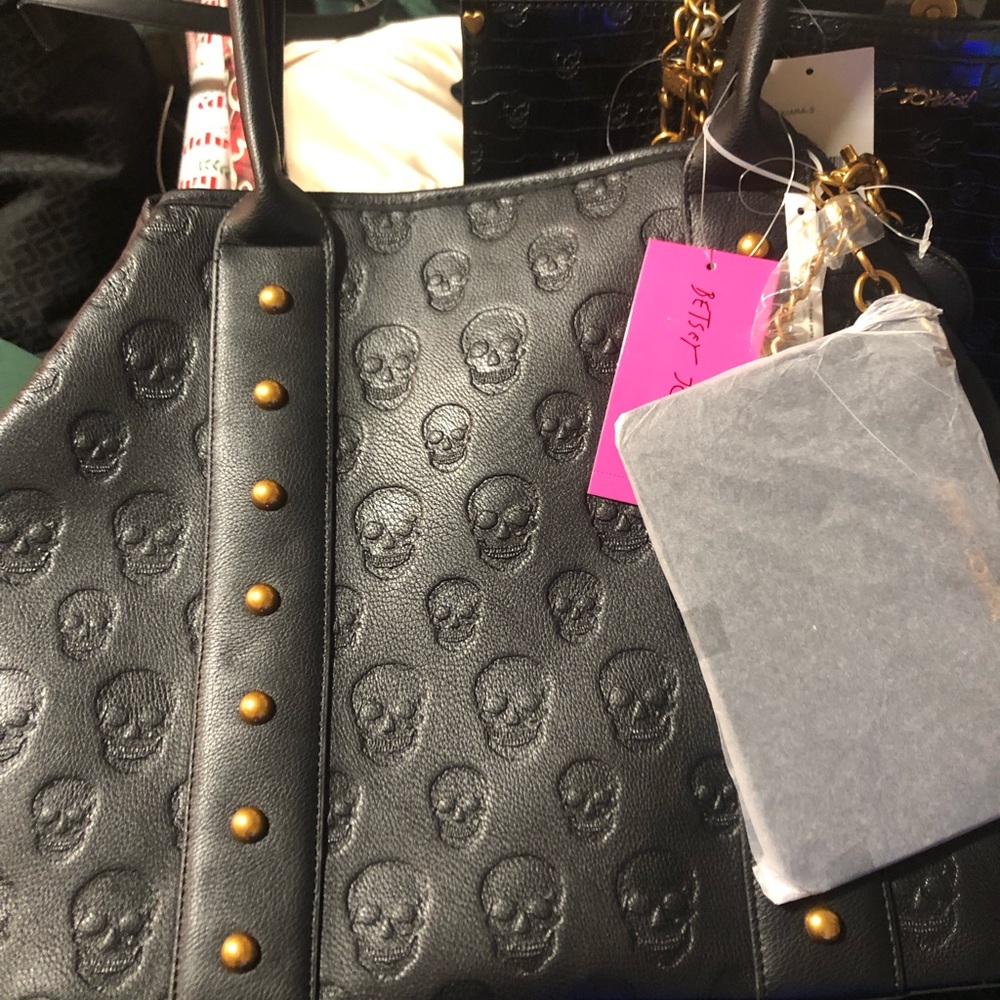 Black Skull Embossed  Tote Bag Betsey Johnson bags with pouch
